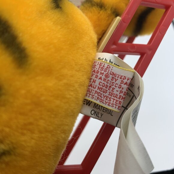Garfield on a Sled Plush Stuffed Animal w/ Tags Reindeer Odie Dakin 9" Winter - Picture 6 of 10